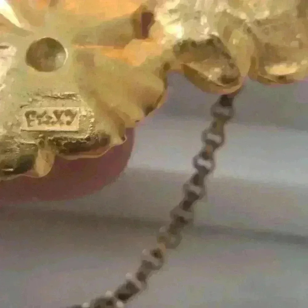 Roxy gold necklace